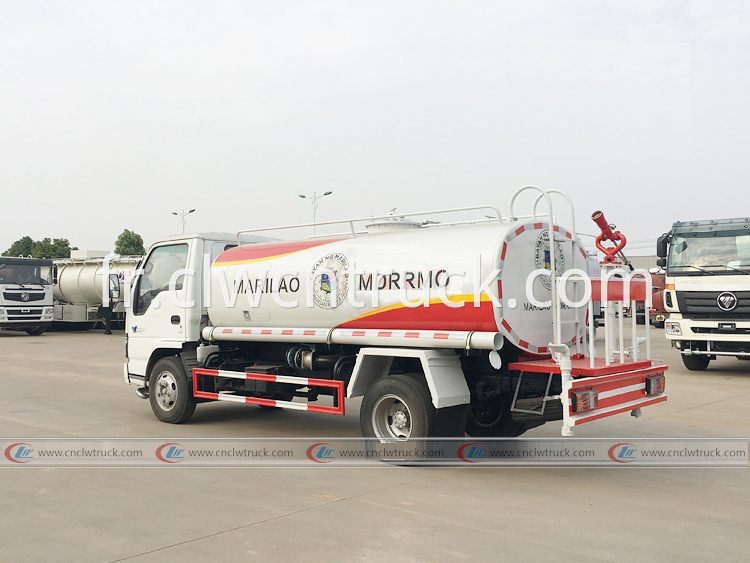 Water Carrier Truck 1